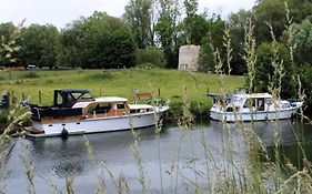 Sealov Hebergements Insolites- Linge, Menage Et Velos Inclus